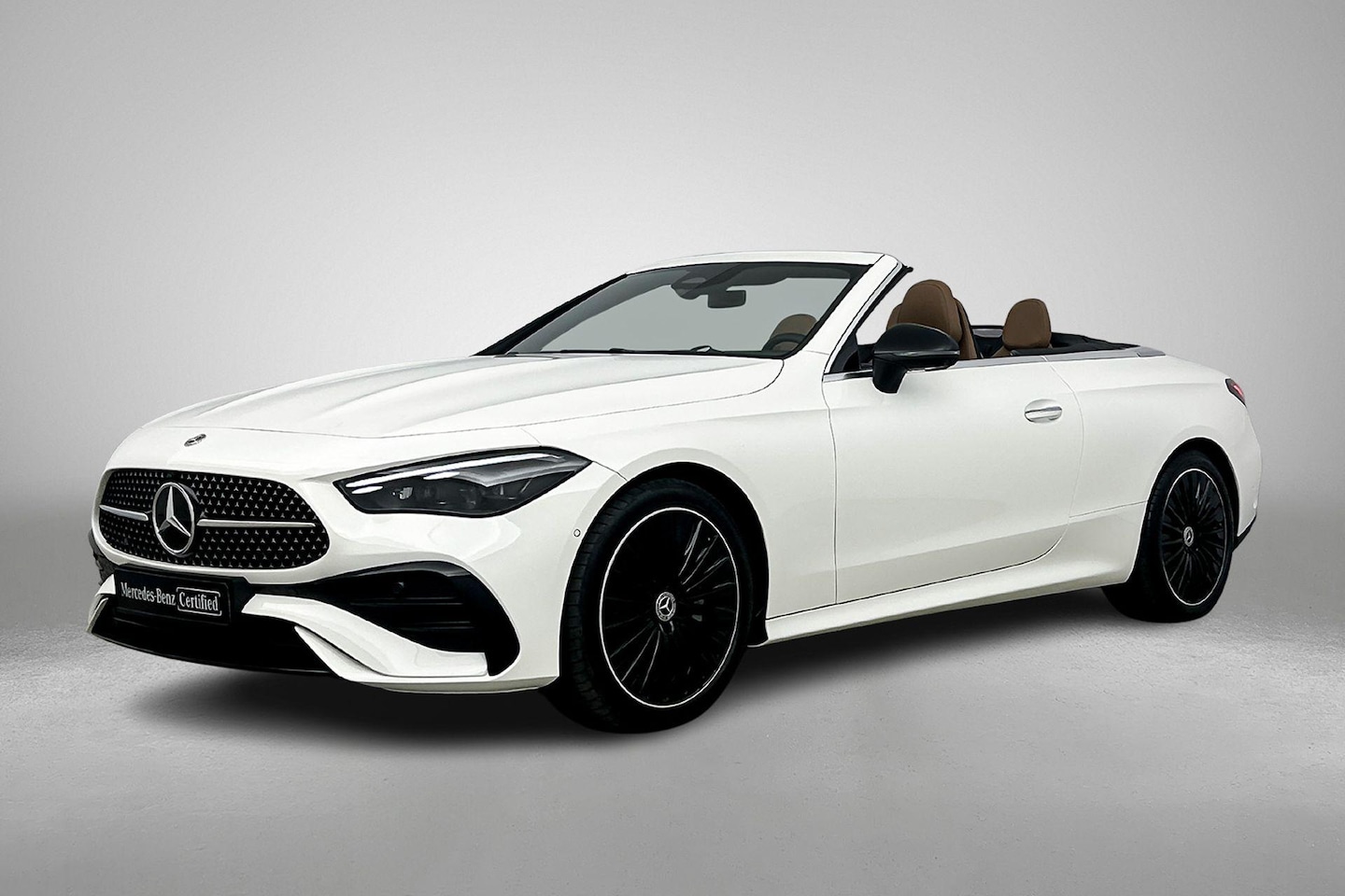 Mercedes-Benz CLE Cabriolet - CLE 200 Cabriolet Automaat AMG Line | Premium Pakket | Nightpakket | Winterpakket | Burmes - AutoWereld.nl