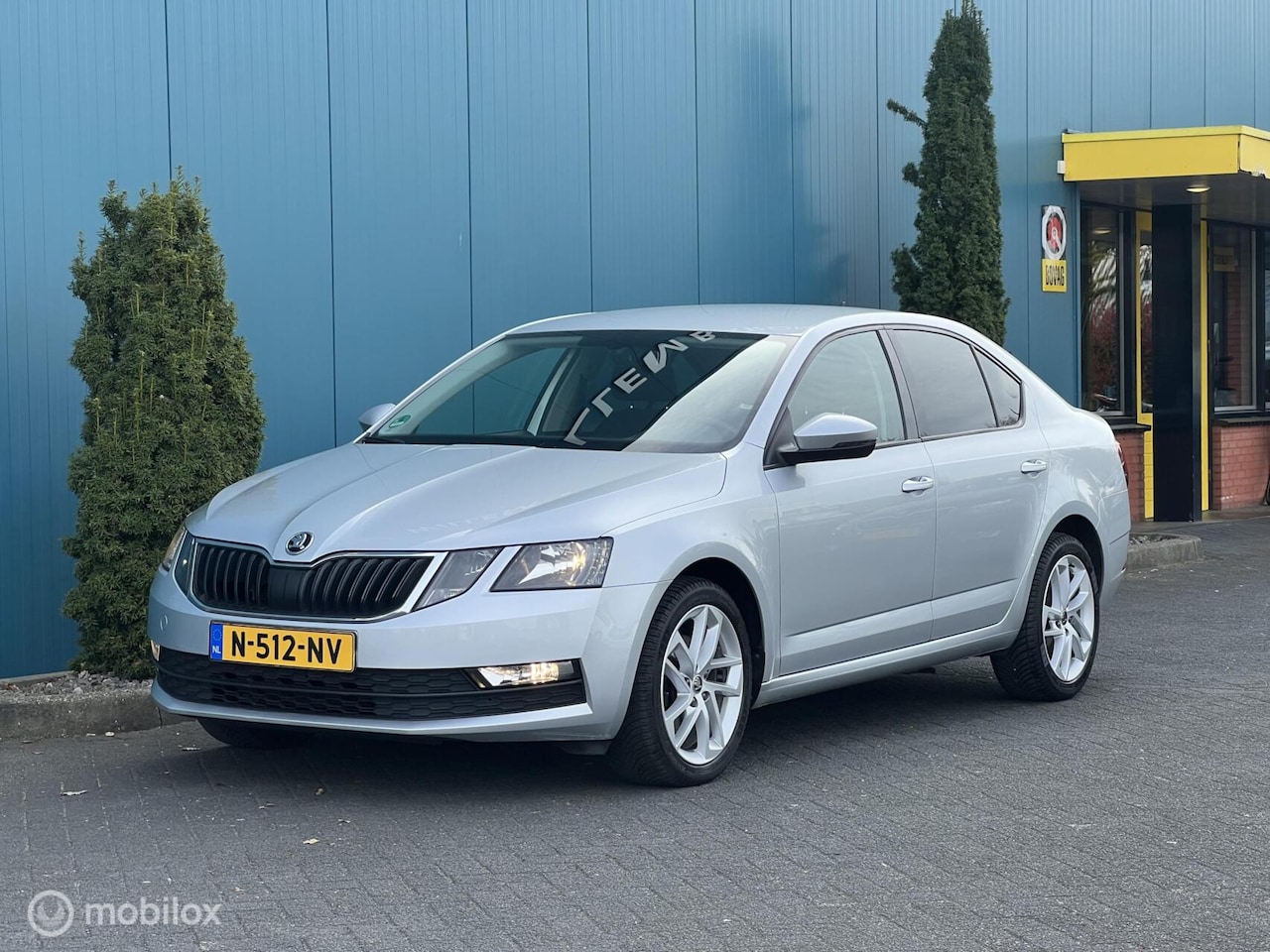 Skoda Octavia - 1.0 TSI Greentech Ambition Business CARPLAY/ANDROID | STOELVERW | CRUISE | NAV | PDC | DAB - AutoWereld.nl