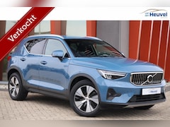 Volvo XC40 - T5 Recharge Plus Bright | Stoelverwarming | Trekhaak | BLIS | Pilot Assist | Parkeercamera
