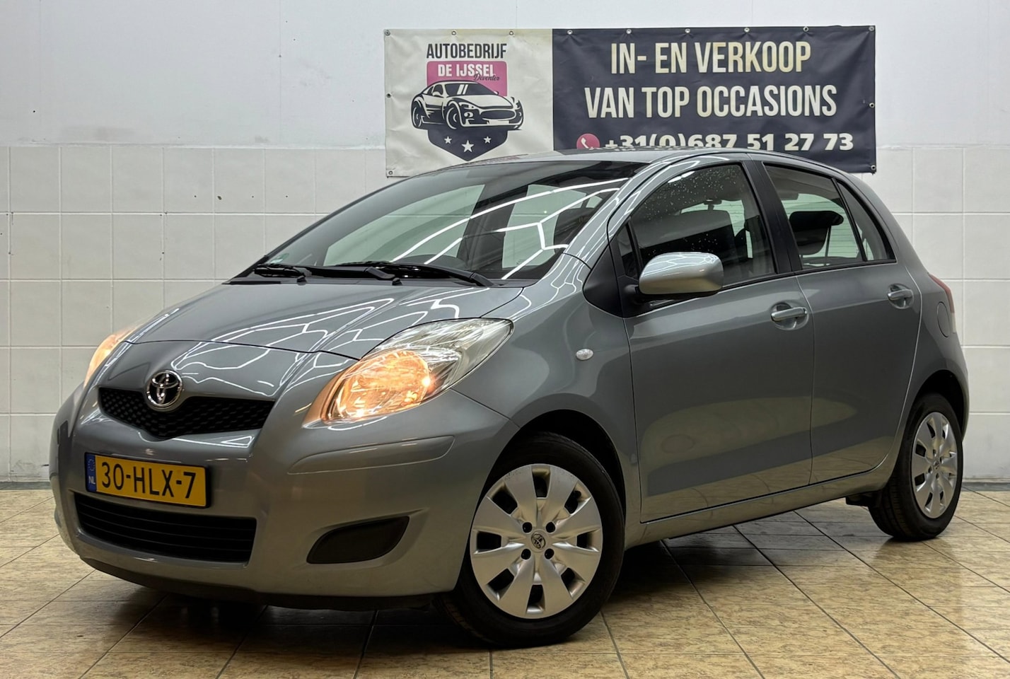 Toyota Yaris - 1.3 VVTi Aspiration/2DE EIGN/NW APK/ rIJKLAAR - AutoWereld.nl