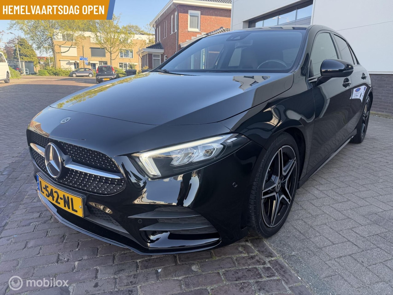 Mercedes-Benz A-klasse - A200 AMG Pakket | 2018 | Automaat | Leder/Alcantara - AutoWereld.nl