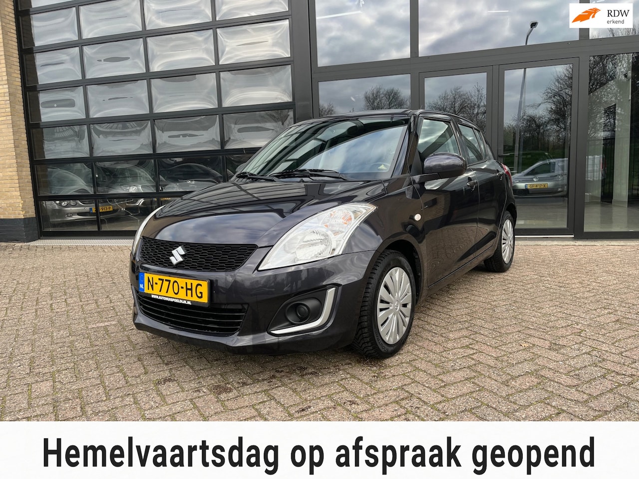 Suzuki Swift - 1.2 Dynamic 1.2 Dynamic, Automaat, Airco, Trekhaak - AutoWereld.nl