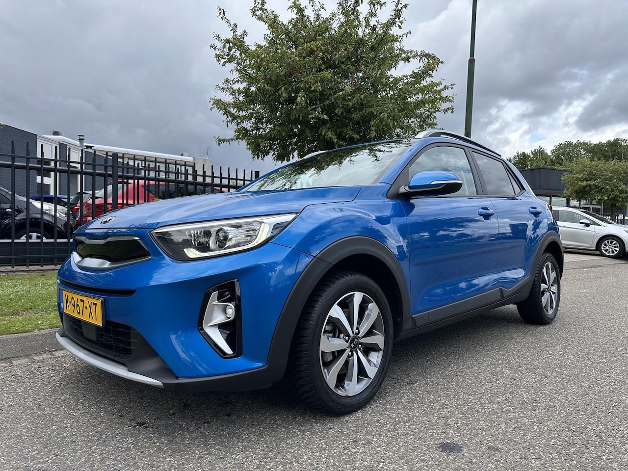 Kia Stonic - 1.0 T-GDi 100pk DynamicPlusLine TREKHAAK Apple Carplay - AutoWereld.nl