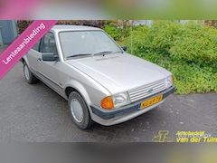 Ford Escort - 1.1 Laser nieuwe APK