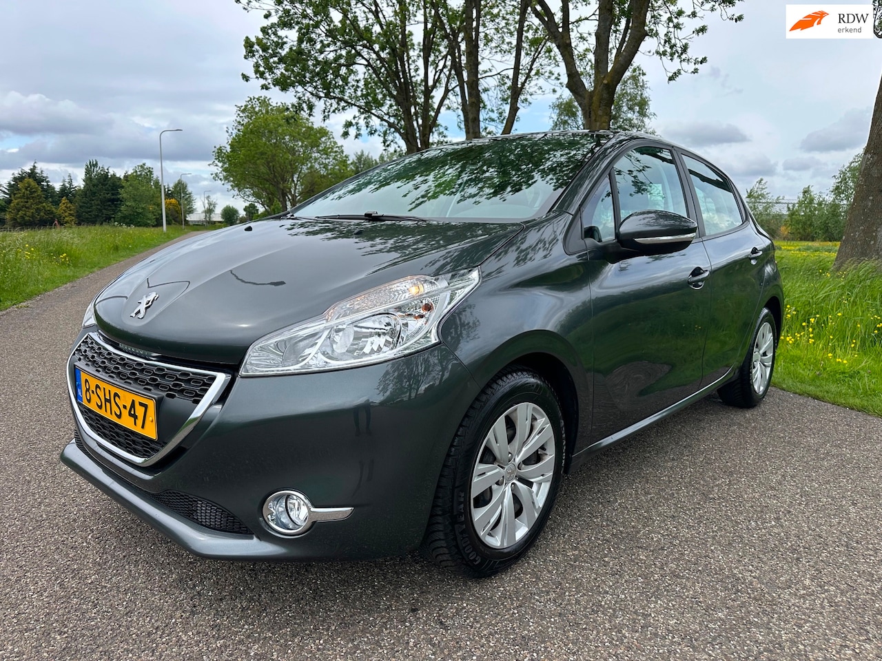 Peugeot 208 - 1.2 VTi Envy|nw D-riem|trekhaak|navi|pdc|nap - AutoWereld.nl