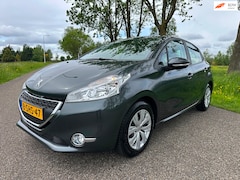 Peugeot 208 - 1.2 VTi Envy|nw D-riem|trekhaak|navi|pdc|nap