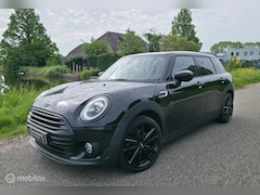 MINI Clubman - 1.5 / Navi / Carplay / Stoelv. / JCW velgen