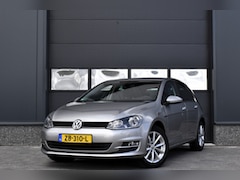 Volkswagen Golf - 1.2 TSI Highline Lounge Carplay - Cruise - Clima - Navi