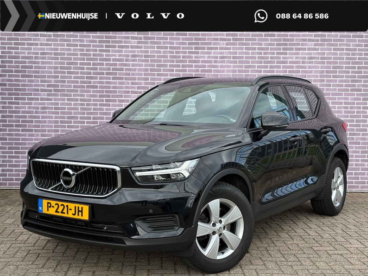 Volvo XC40 - 2.0 T4 | Trekhaak | Navigatie | Parkeercamera | Parkeersensoren | All-Season | Dealeronder - AutoWereld.nl