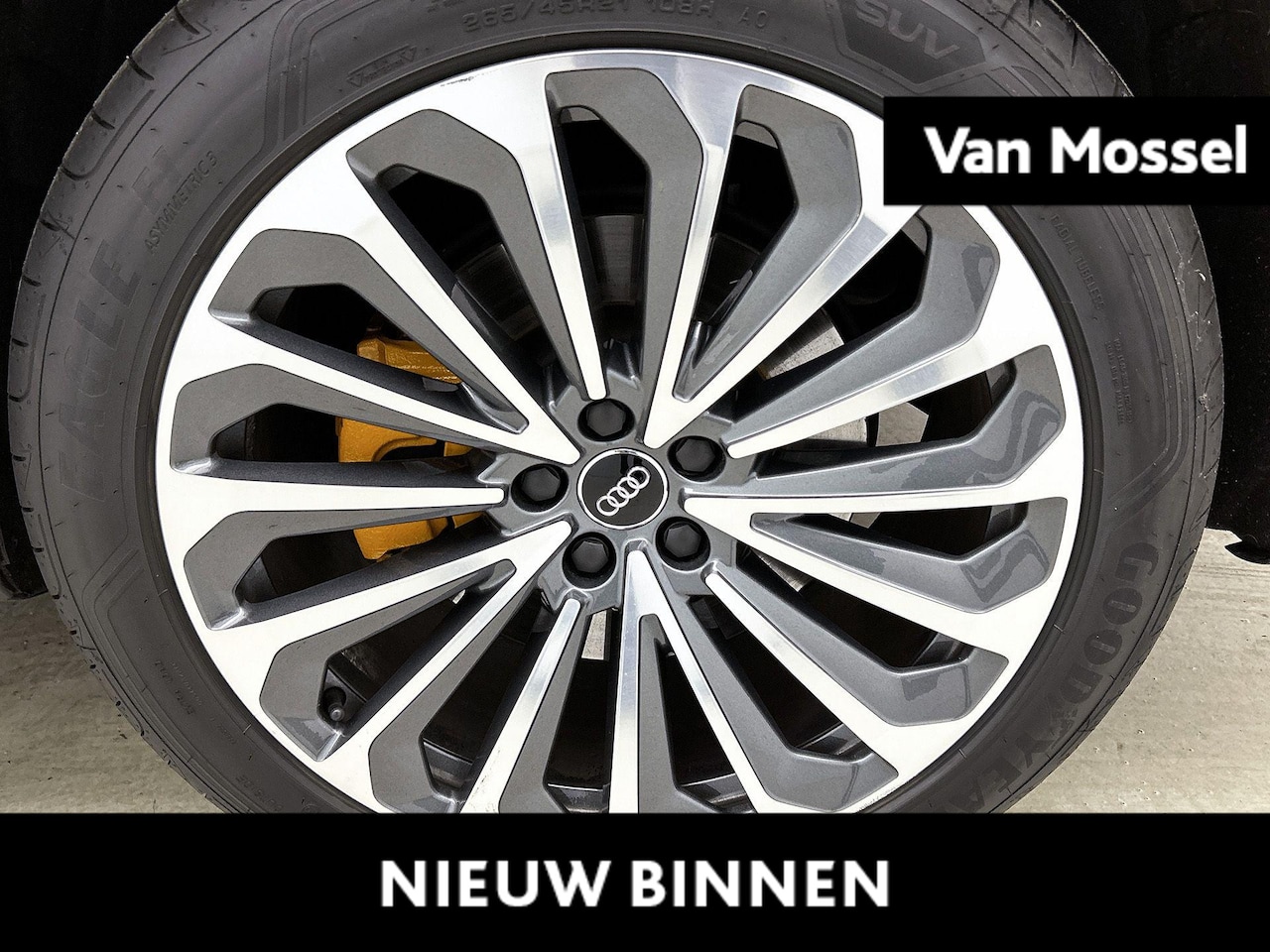Audi e-tron - e-tron 55 quattro advanced 95 kWh 408 PK | Automaat | Panoramadak | Navigatie | Audi virtu - AutoWereld.nl