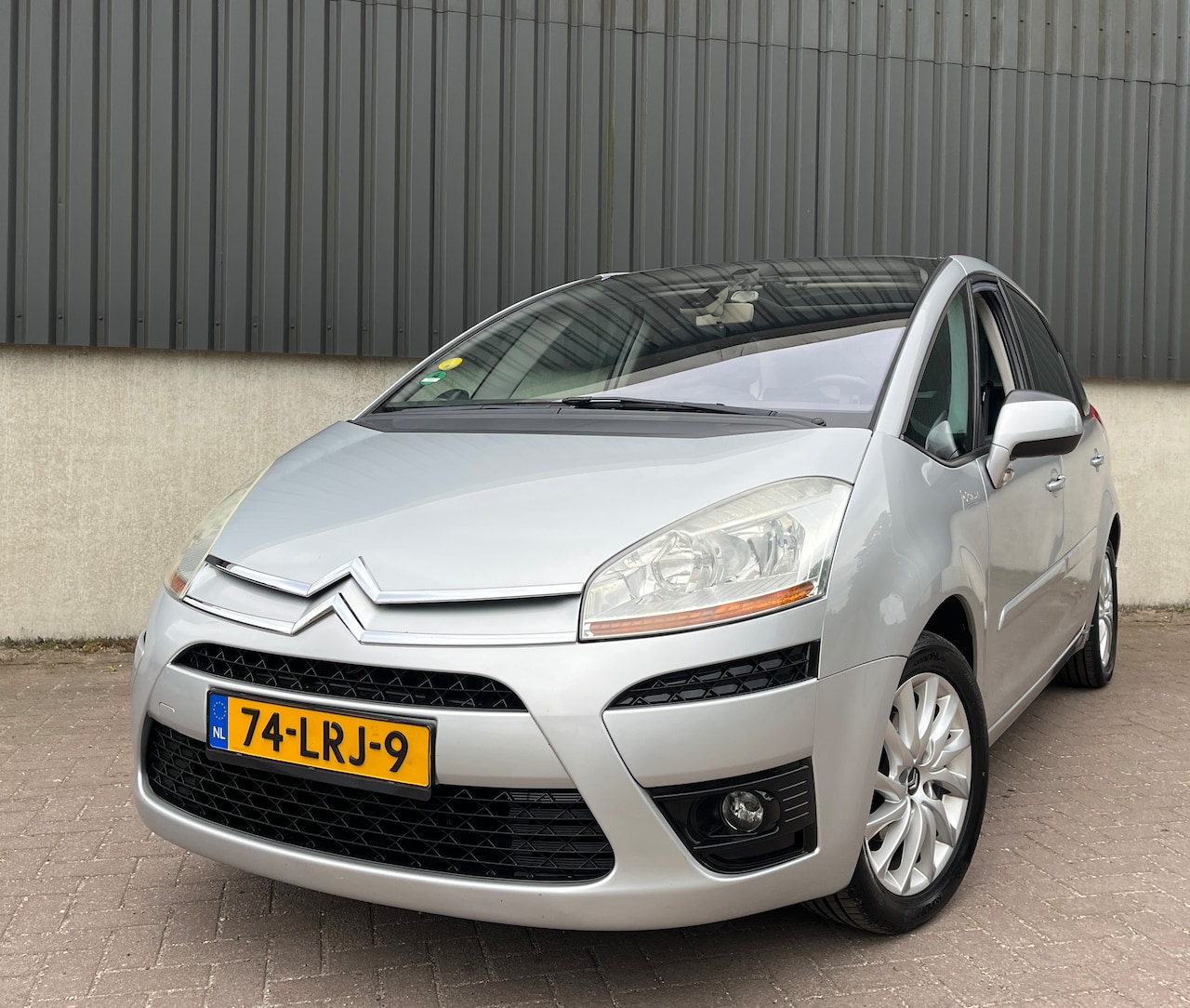 Citroën C4 Picasso - 1.6 VTi Séduction 5p. Apk 05-2027 | Panodak | LM velgen | Airco 4 zones - AutoWereld.nl
