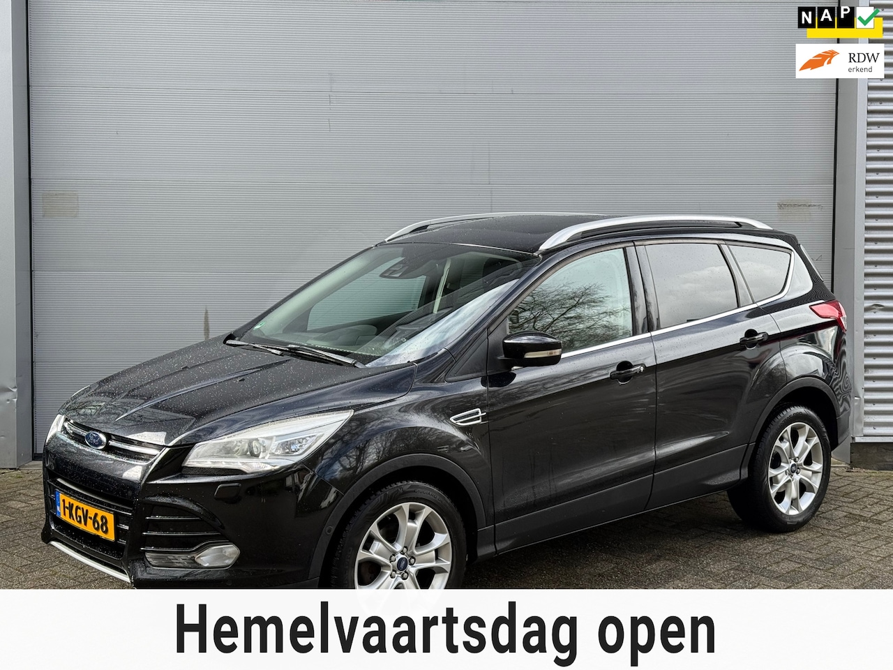 Ford Kuga - 1.6 Titanium l Pano l Climate l Camera l Lane Assist l Xenon l Trekhaak l Cruise l - AutoWereld.nl