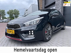 Kia Pro cee'd - 1.6 GT/Pano/Camera/Navi/Stuur verwarring/Cruise-c/Climate-c/Leder-Alcantara/Led