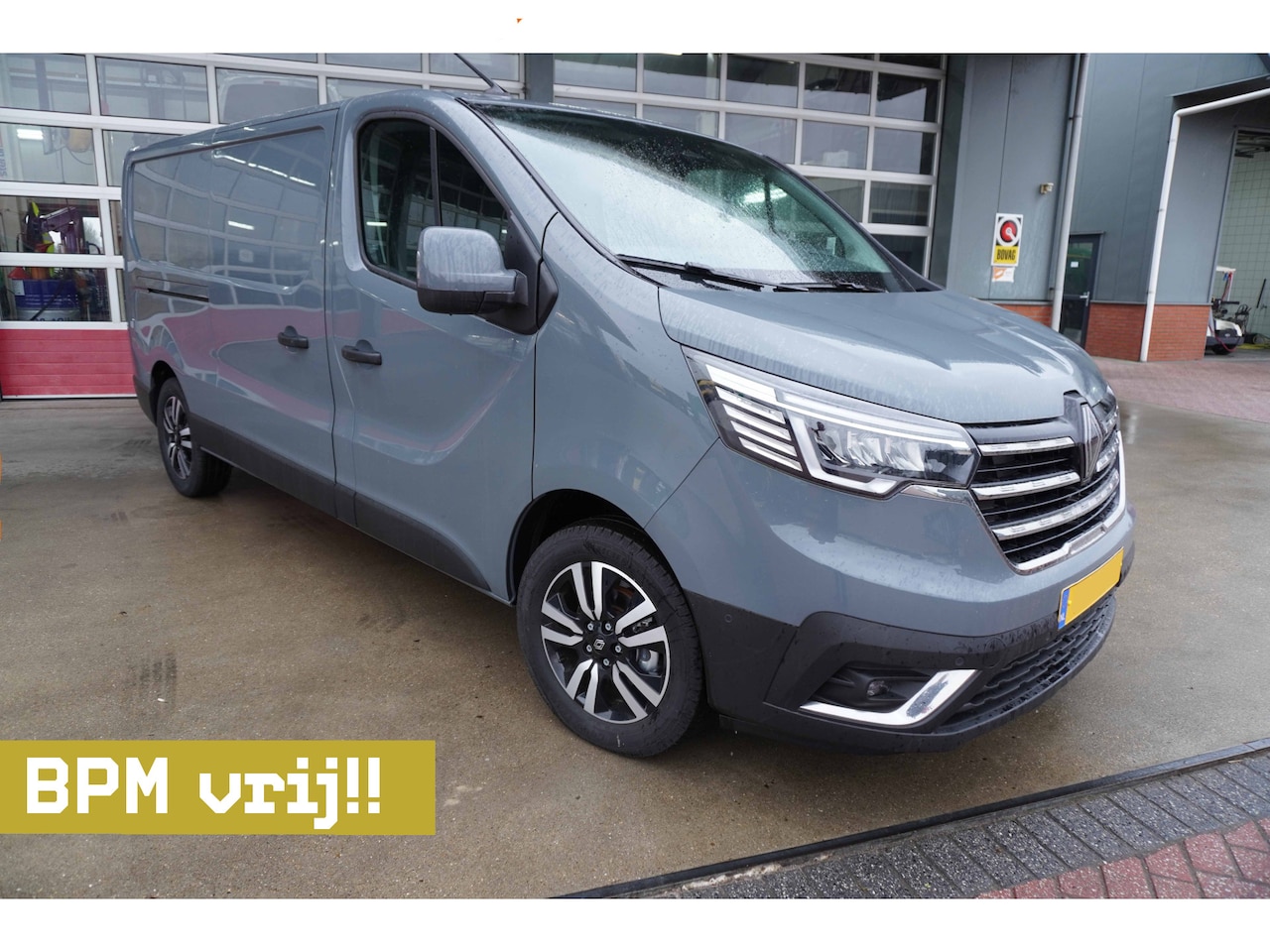 Renault Trafic - 2.0 Blue dCi 170PK L2H1 Extra Nr. V074 | Airco | Cruise | Navi | Camera | 17"LM velgen | A - AutoWereld.nl