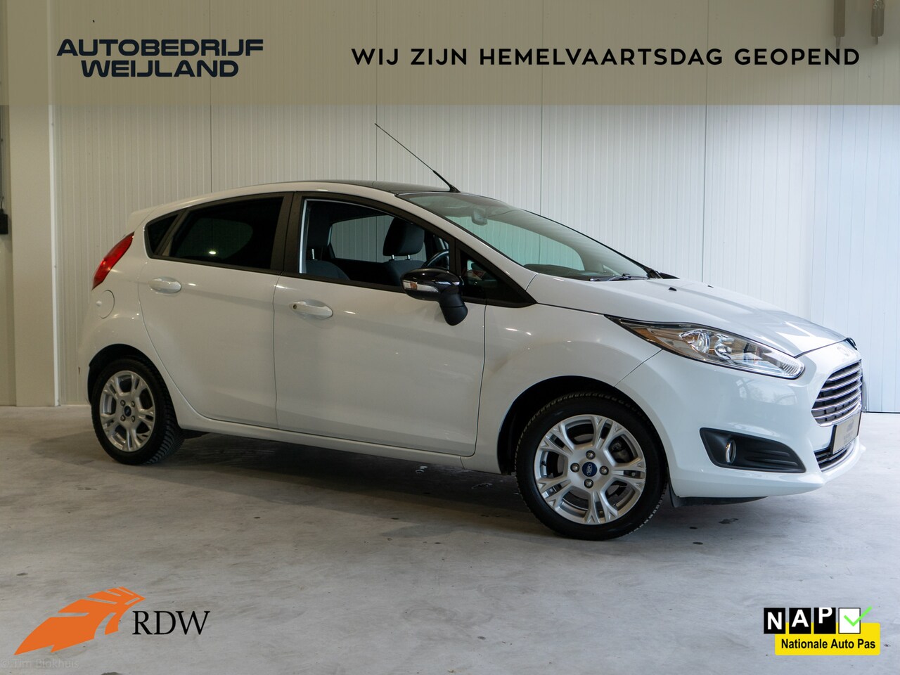 Ford Fiesta - 1.0 Black Edition Navigatie I Navi I NL-auto I Radio I 15" I Black Edition I Onderhouden I - AutoWereld.nl