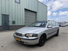 Volvo V70 - 2.4 T Comfort Line