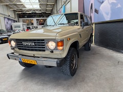 Toyota Land Cruiser - 4.2 6 cilinder FJ60| eerste lak|Projekt auto