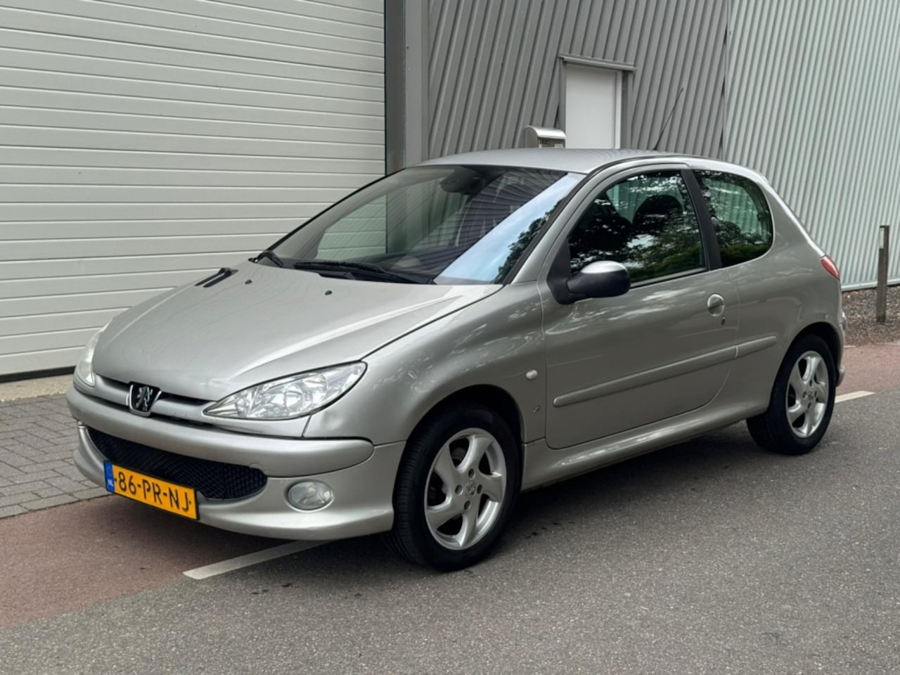 Peugeot 206 - 1.4-16V XS Pack 1.4-16V XS Pack - AutoWereld.nl