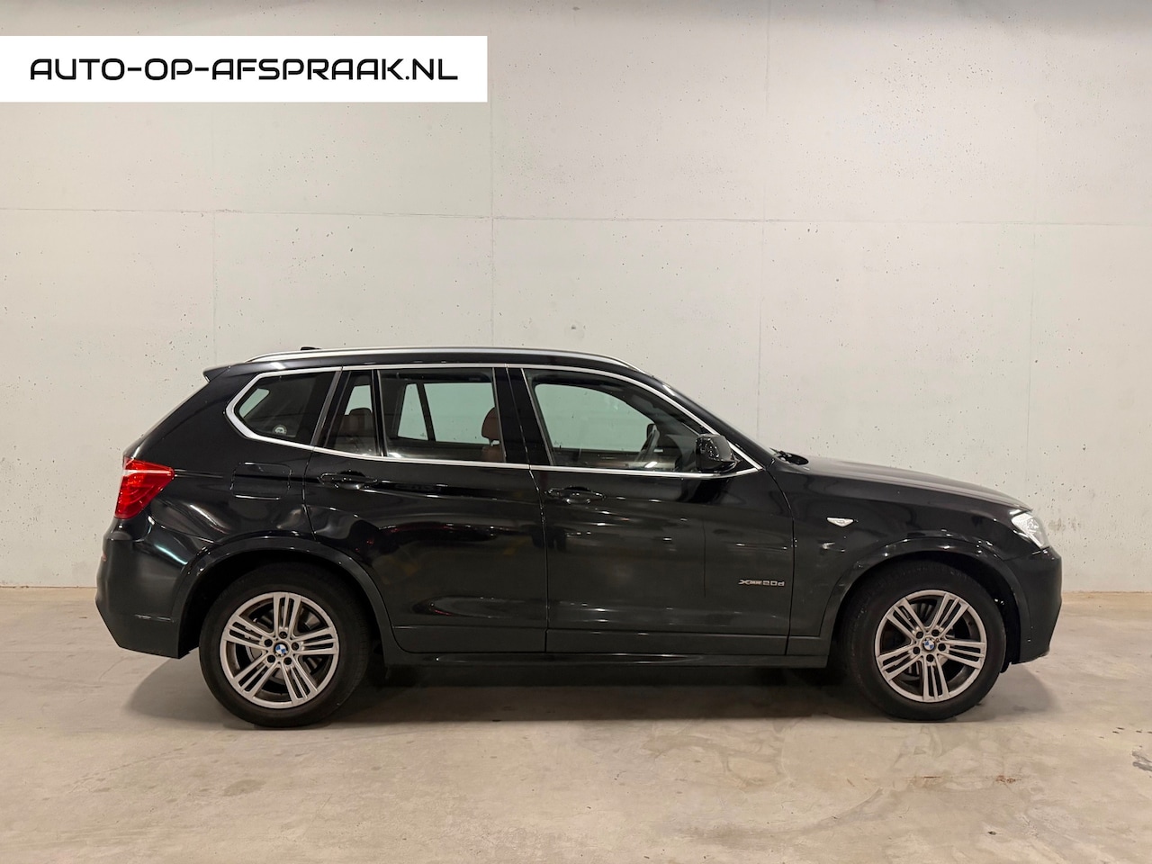 BMW X3 - XDrive20d High Executive Pano Leer Navi Crusie Head-up - AutoWereld.nl