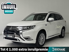 Mitsubishi Outlander - 2.4 PHEV Intense | Trekhaak | Achteruitrijcamera | Stoelverwarming | Cruise Control |
