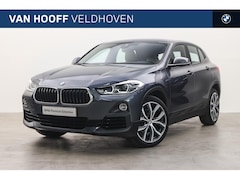 BMW X2 - sDrive18i Executive Automaat Lederen bekleding / LED / Cruise Control / PDC / Navigatie