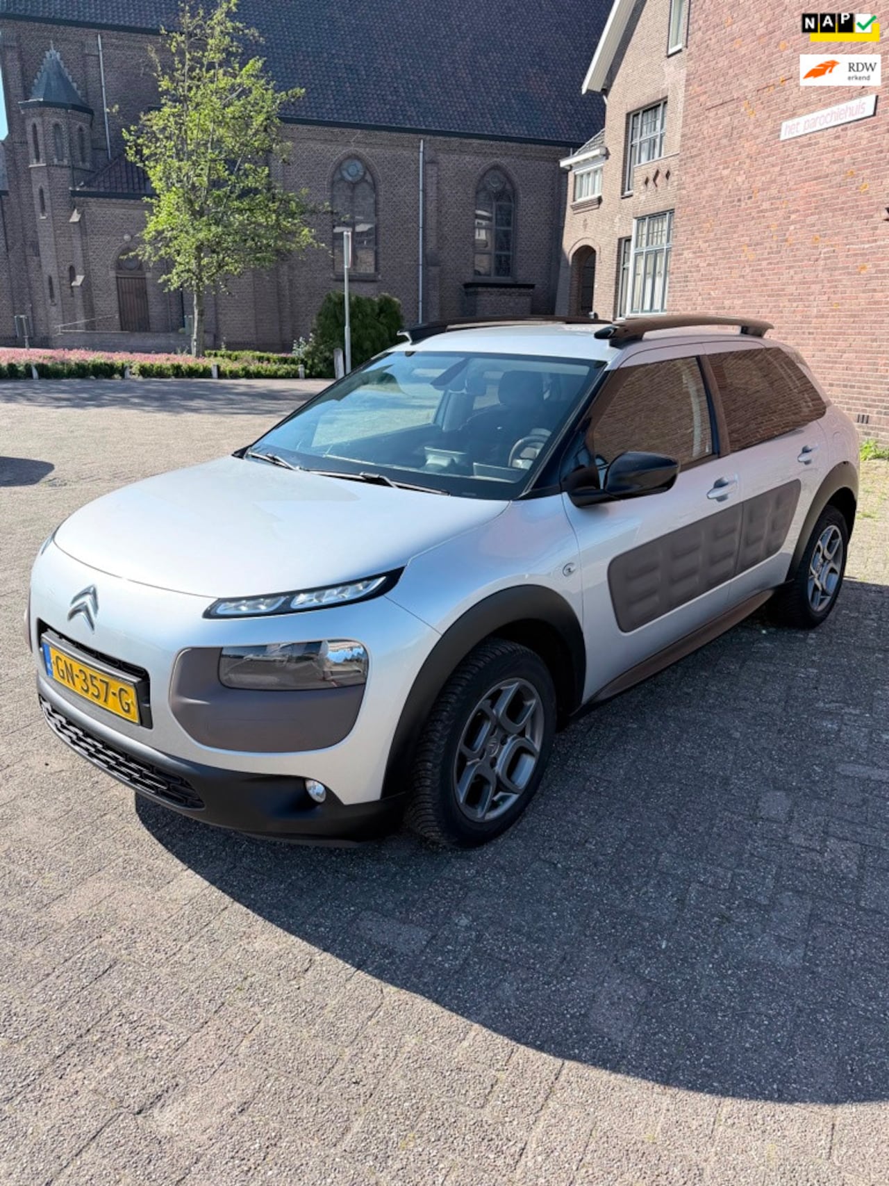 Citroën C4 Cactus - 1.2 PureTech Shine Camera|Cruize|Park.sensor - AutoWereld.nl