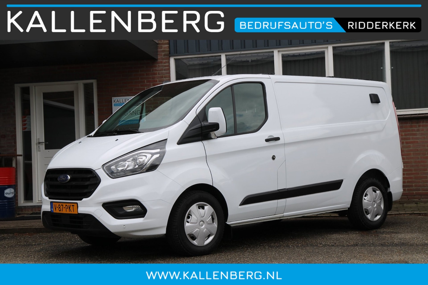 Ford Transit Custom - 320 2.0 TDCI L1H1 Limited / Sortimo inrichting / Camera / 3 zits / carplay - AutoWereld.nl