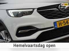 Opel Grandland X - 1.2 Turbo Business Executive - Summit White - Panorama/Carplay/Clima