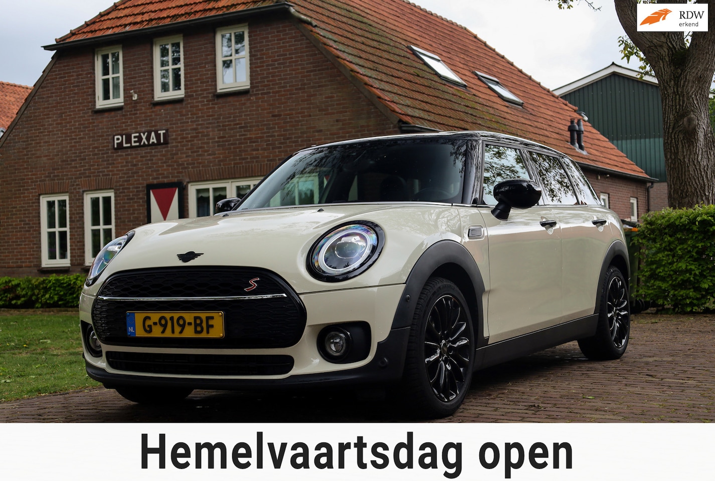 MINI Clubman - 1.5 Cooper Business Edition Aut. | Panorama | Sportstoelen | Harman-Kardon | Engelse Achte - AutoWereld.nl