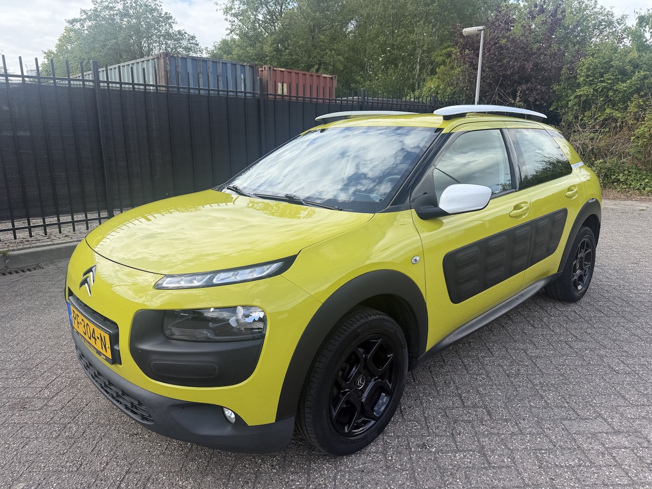 Citroën C4 Cactus - 1.2 PureTech Automaat Feel Clima/Cruise/LMV/PDC - AutoWereld.nl