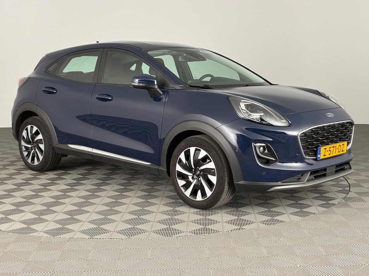 Ford Puma - 1.0 EcoBoost Hybrid Titanium | NAVI | VELGEN -HEMELVAART OPEN!- - AutoWereld.nl