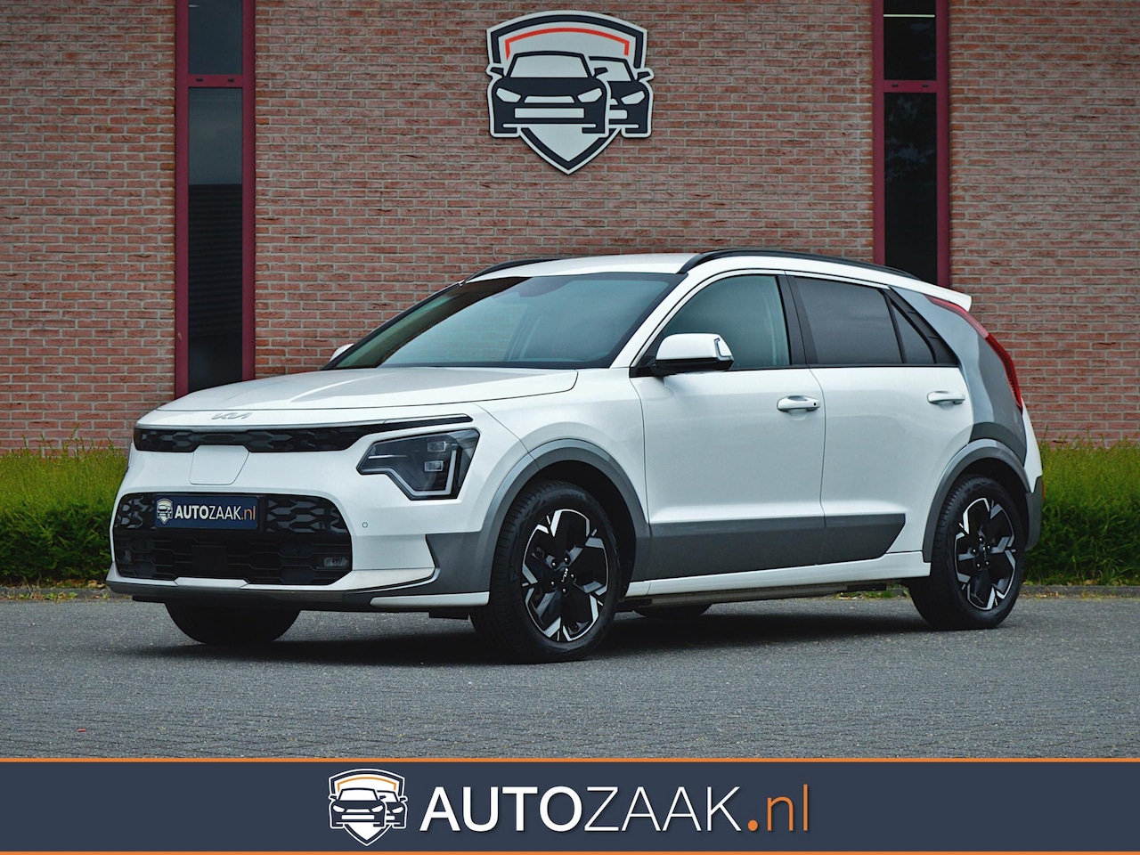 Kia Niro EV - Dynamic 64.8 kWh | SOH 99% | Snow White Pearl - AutoWereld.nl