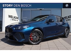 BMW 1-serie - 120 M Sport Automaat / Panoramadak / Trekhaak / Achteruitrijcamera / M Adaptief onderstel