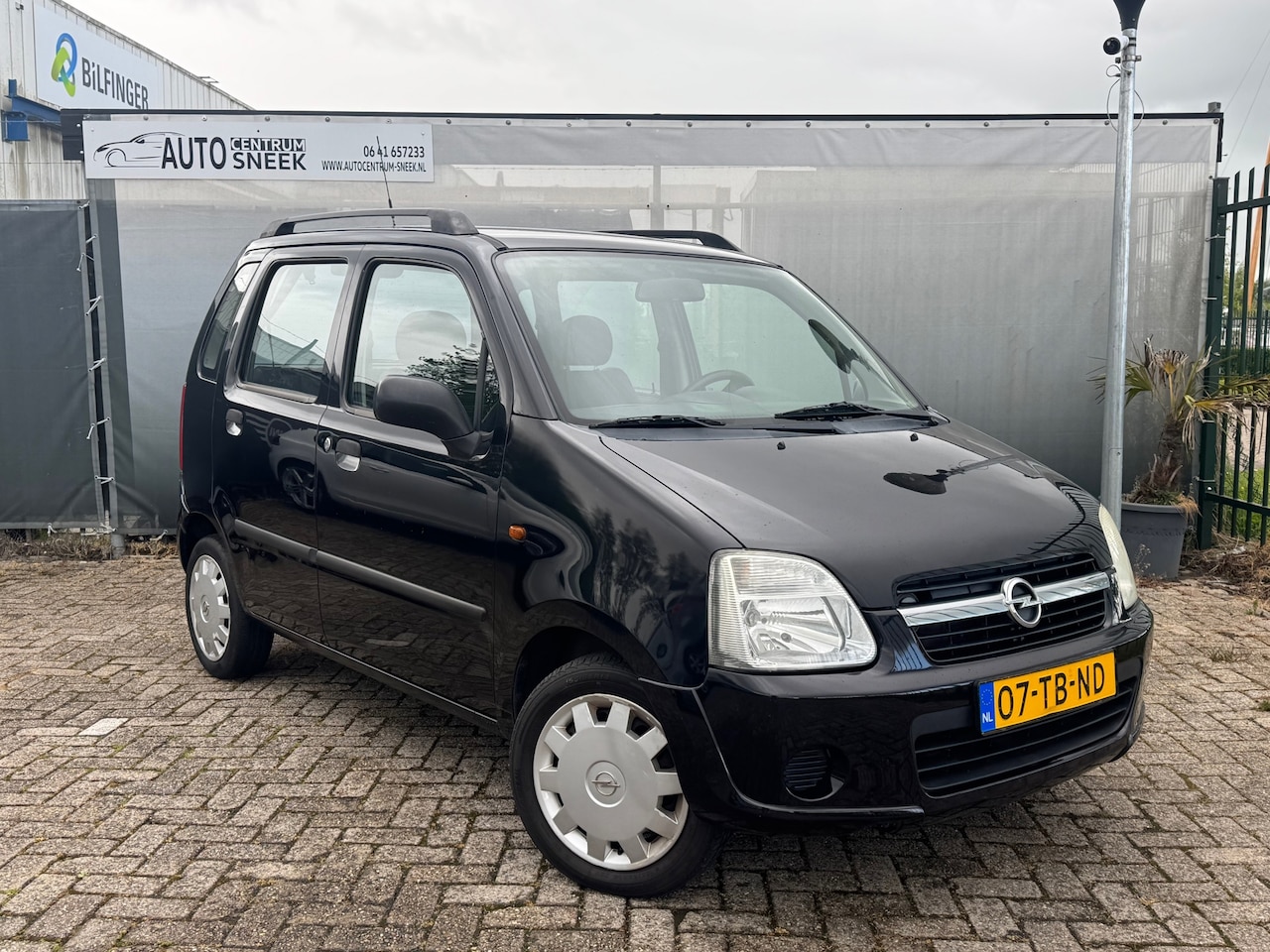 Opel Agila - 1.2-16V Essentia 1.2-16V Essentia - NIEUWE APK - AutoWereld.nl