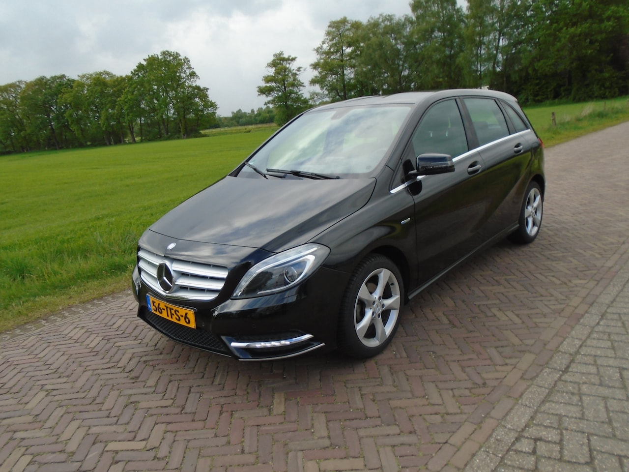 Mercedes-Benz B-klasse - 180 Ambition XENON TRKHAAK PDC - AutoWereld.nl