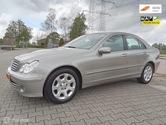Mercedes-Benz C-klasse - 180 K. Avantgarde/clima/navi/trekhaak/