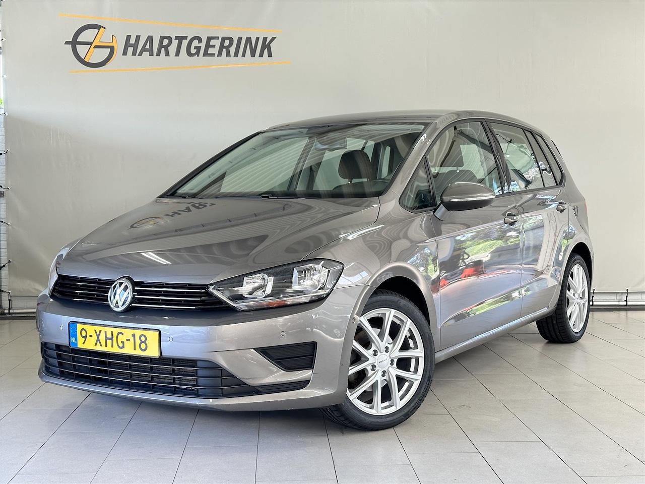 Volkswagen Golf Sportsvan - 1.2 TSI 110PK Trendline *CAMERA / NAVI / PDC / LMV - AutoWereld.nl