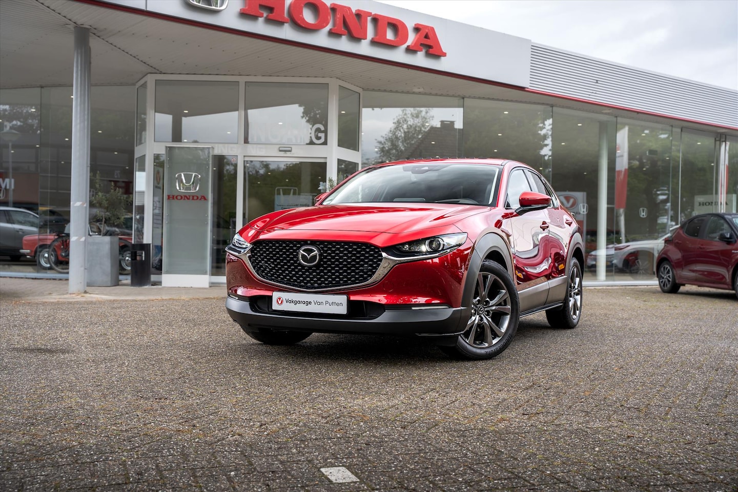 Mazda CX-30 - Homura Plus 186 PK Automaat | Schuifkanteldak | Afneembare Trekhaak | Bose Sound | Leder | - AutoWereld.nl