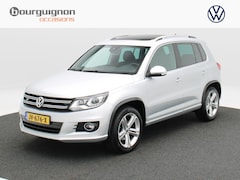 Volkswagen Tiguan - 1.4 TSi R-Line Edition 125 Pk | Panoramadak | Trekhaak | Camera | Cruise Control | Climatr