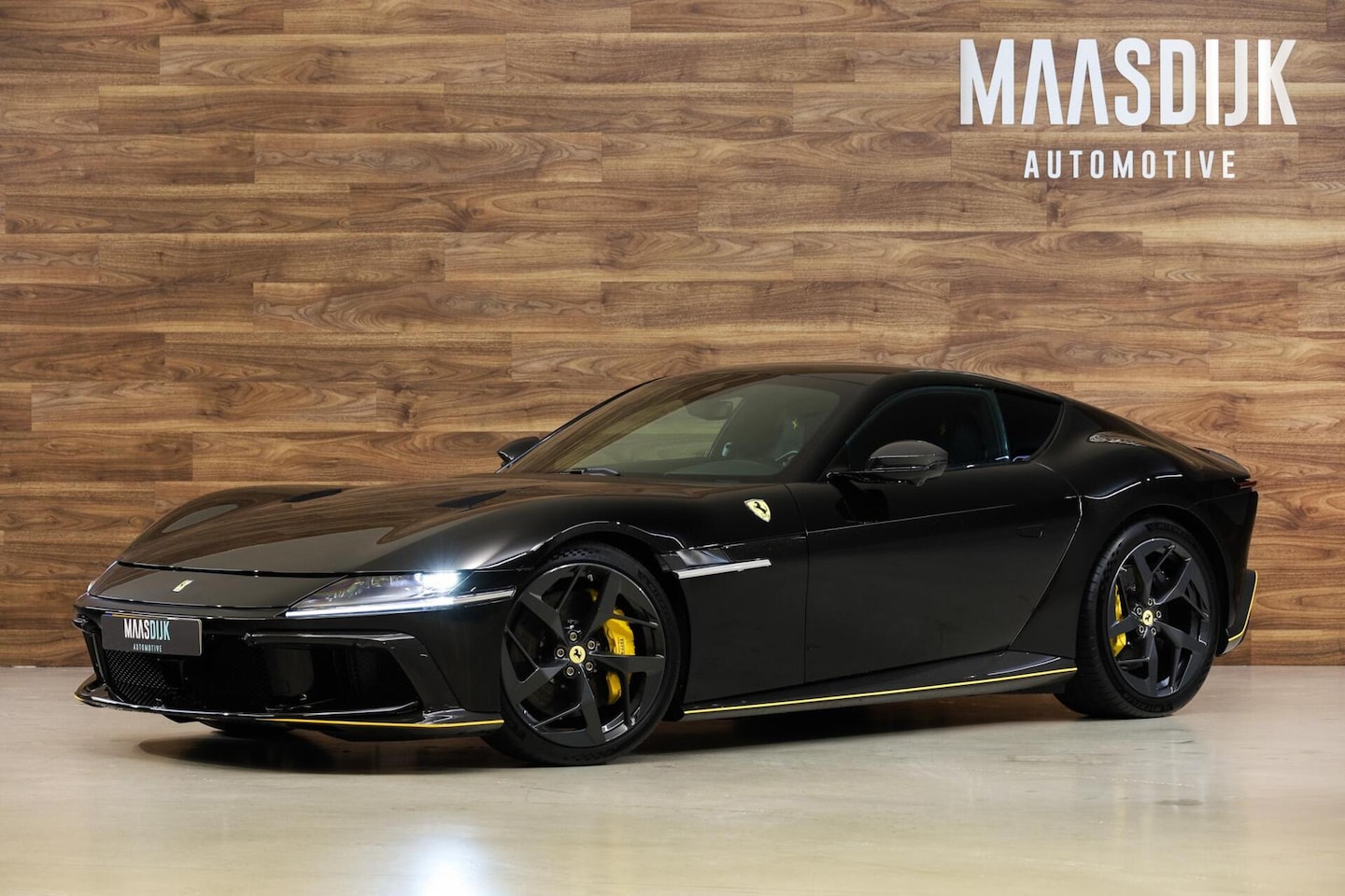 Ferrari 12Cilindri - 6.5 V12|Atelier|Massage|Pano|Full Carbon| - AutoWereld.nl