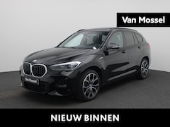 BMW X1 - xDrive25e Executive | Panoramadak | Trekhaak | LED Koplampen | Memory Seat | Elektrische K