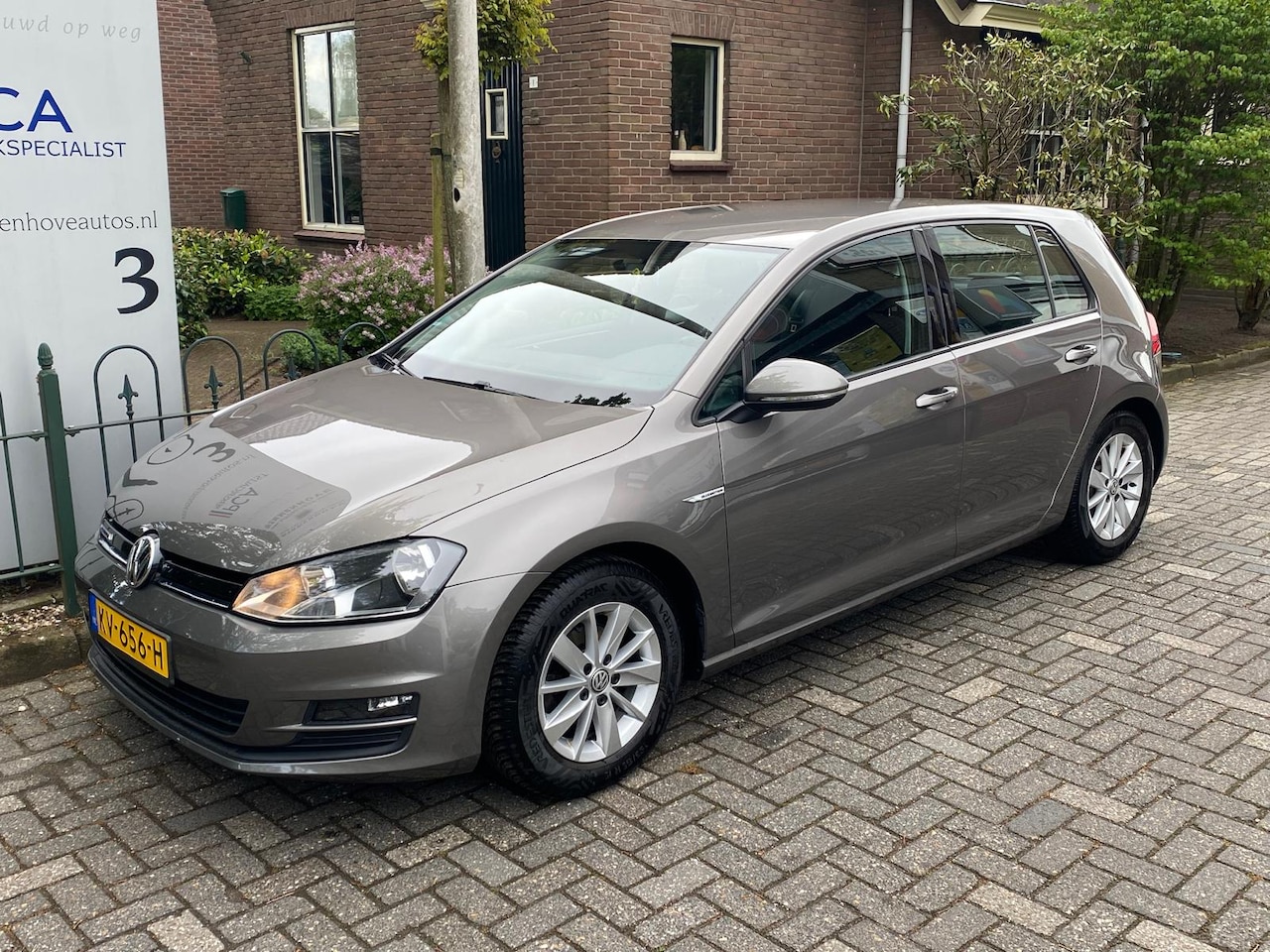 Volkswagen Golf - 1.0 TSI Edition 1.0 TSI Edition - AutoWereld.nl