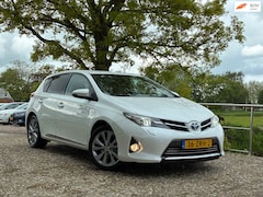 Toyota Auris - 1.8 Hybrid Lease Pro | Half leder + Cruise + Clima nu € 7.975,