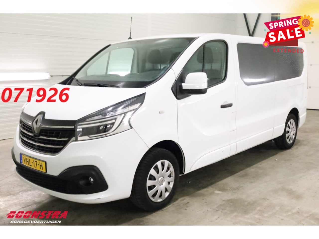 Renault Trafic - 2.0 dCi 120 T29 L2-H1 LED Navi Airco Cruise PDC - AutoWereld.nl