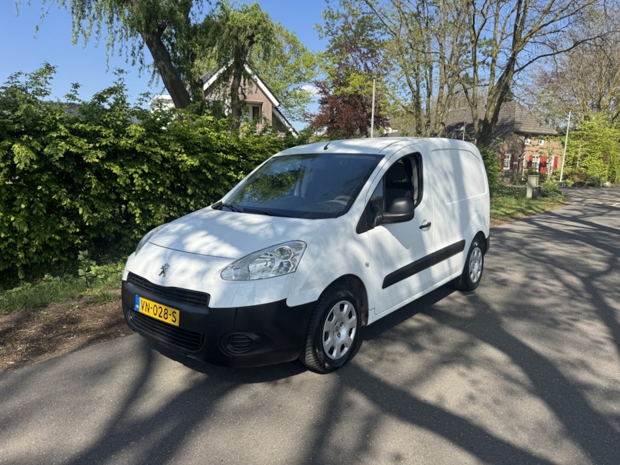 Peugeot Partner - 120 1.6 HDI L1XR Pr+ - AutoWereld.nl