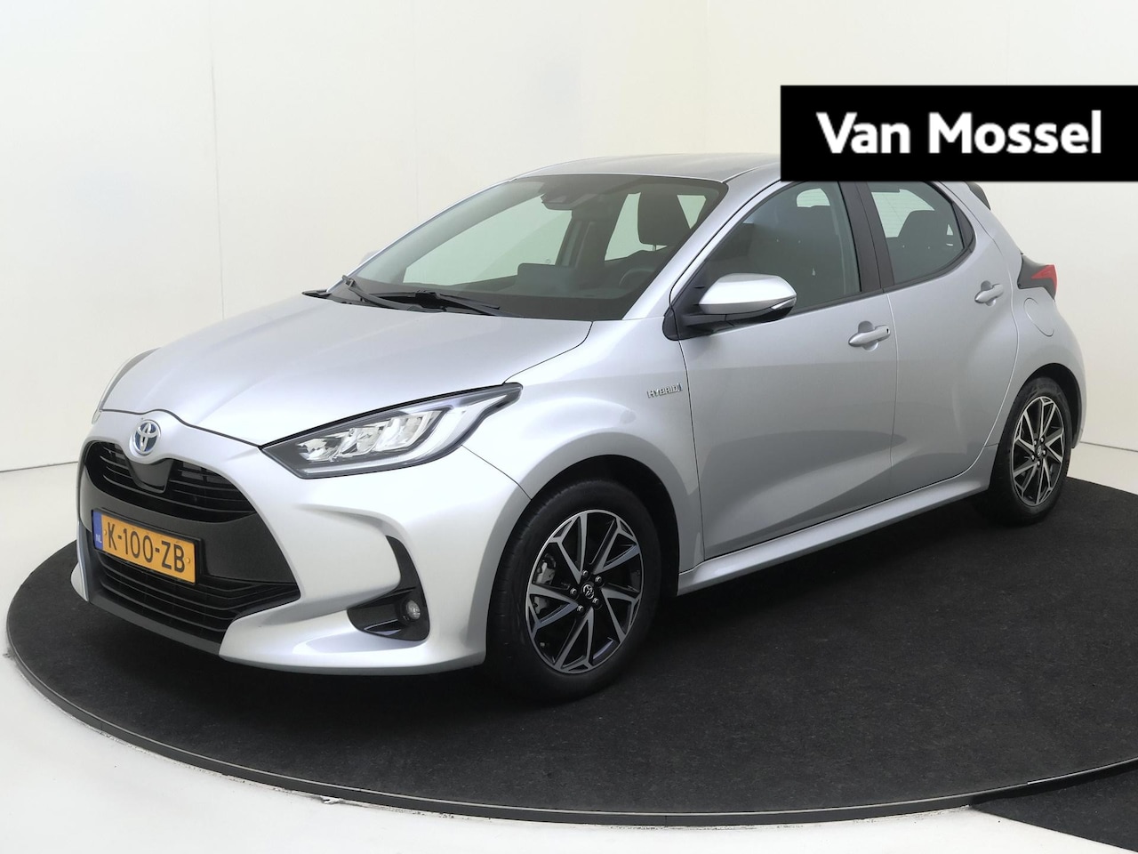 Toyota Yaris - 1.5 Hybrid Dynamic | Navigatie | Lichtmetalen Velgen | Achteruitrijcamera | Climate Contro - AutoWereld.nl