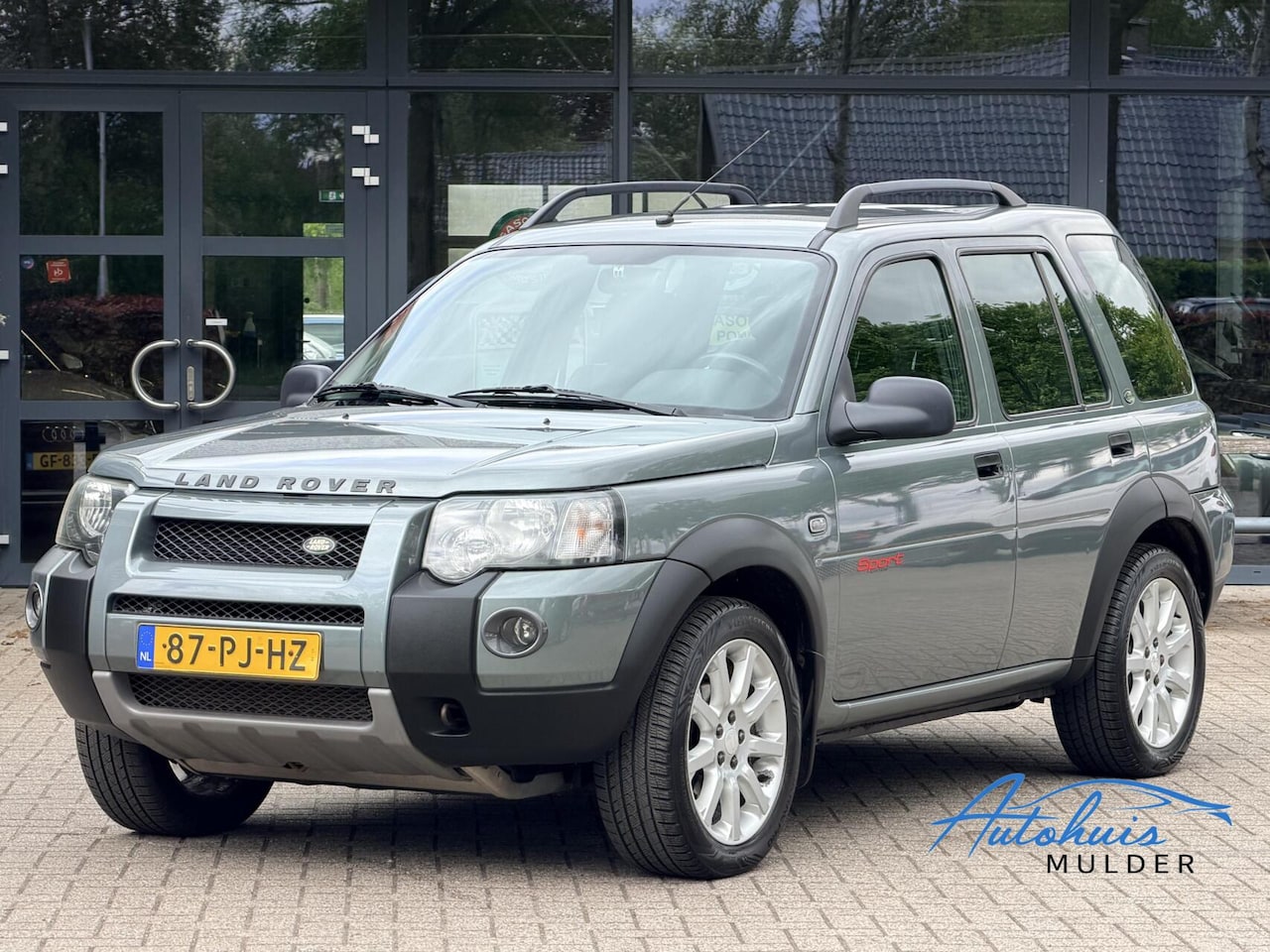 Land Rover Freelander Hardback - 2.5 V6 Premium Sport | Automaat | Trekhaak | Volledig Onderhouden - AutoWereld.nl