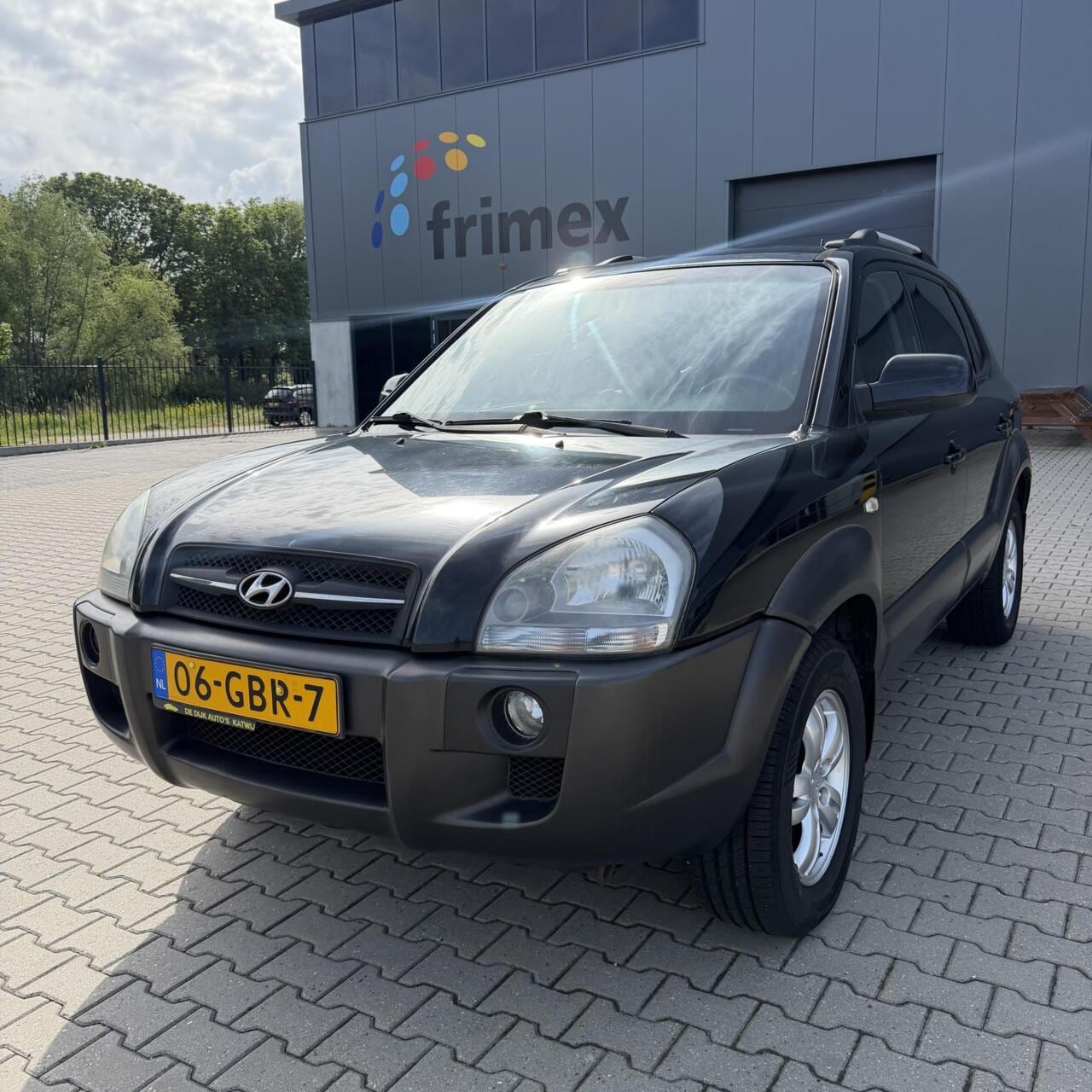 Hyundai Tucson - 2.0i Style Premium | Airco | Cruise Control - AutoWereld.nl