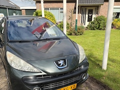 Peugeot 207 - 1.6 VTi XS