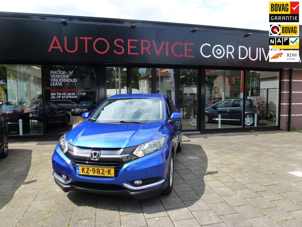 Honda HR-V - 1.5 i-VTEC Elegance AUTOMAAT //STYL PAKKET //VOLLEDIG ONDERHOUDEN - AutoWereld.nl